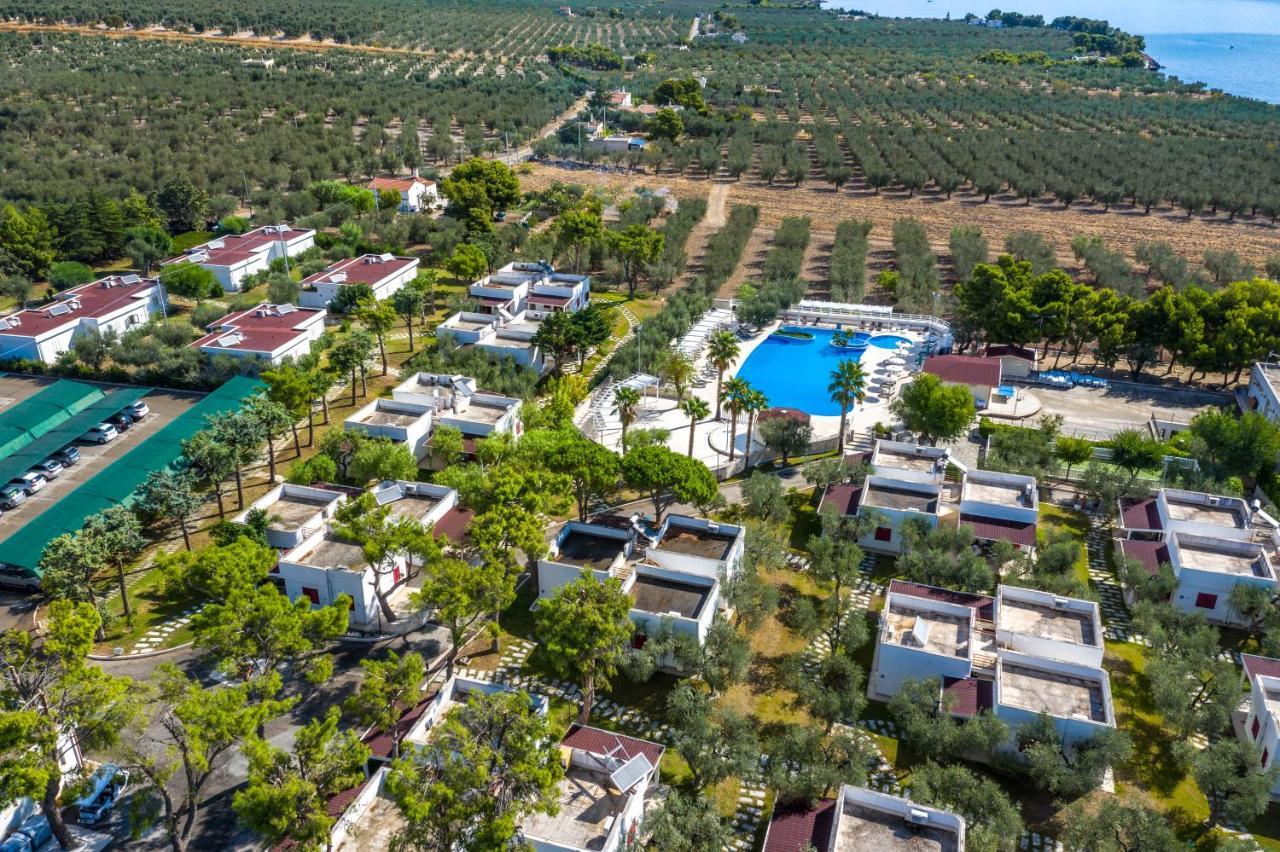 Villaggio Baia Del Monaco Manfredoine Extérieur photo