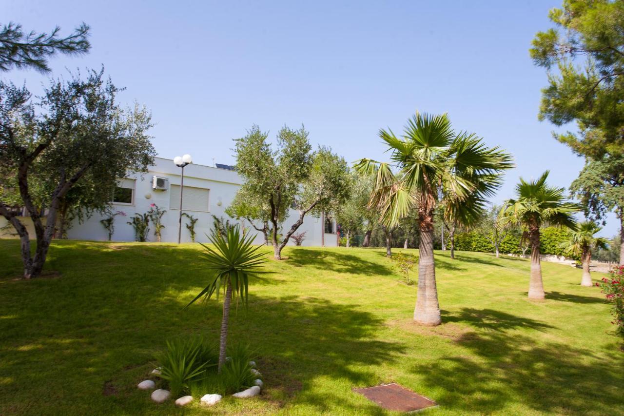 Villaggio Baia Del Monaco Manfredoine Extérieur photo