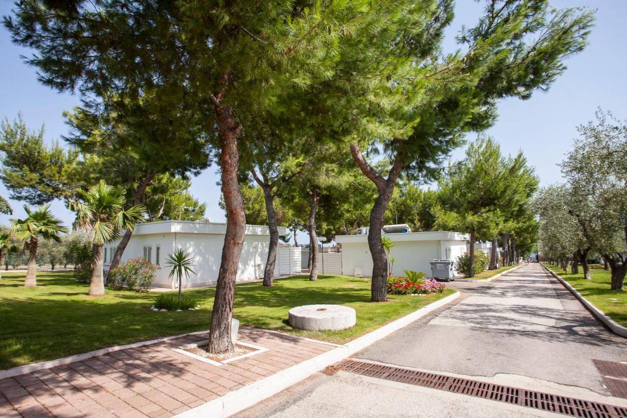 Villaggio Baia Del Monaco Manfredoine Extérieur photo